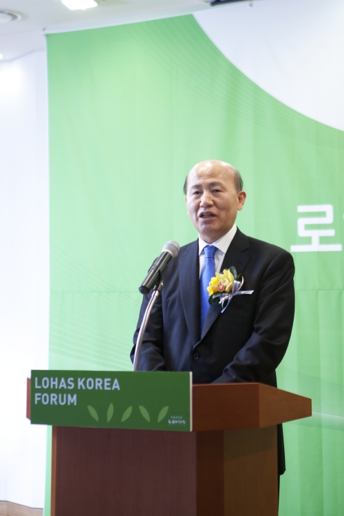 2 이만의 로하스코리아포럼 이사장(전 환경부 장관).