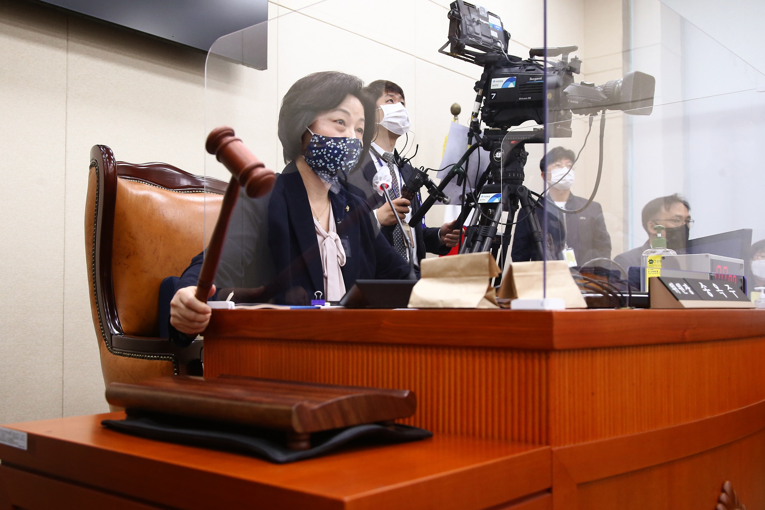 국국회 환경노동위원회(위원장 송옥주)는 2월25일 전체회의를 개최해 ‘탄소중립이행법안 마련을 위한 입법 공청회’를 실시한다. /사진출처=국회 공동취재단