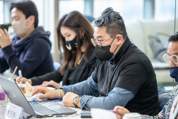 심사중인 프랭커스 박기량 대표 [사진=정찬식]