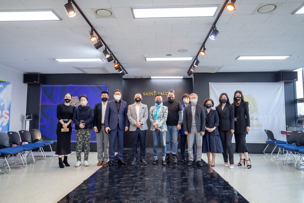 심사를 맡은 12명의 심사위원 [사진=정찬식]