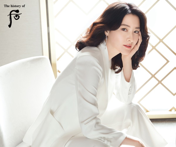 더 히스토리 오브 후 모델 이영애./사진제공=LG생활건강