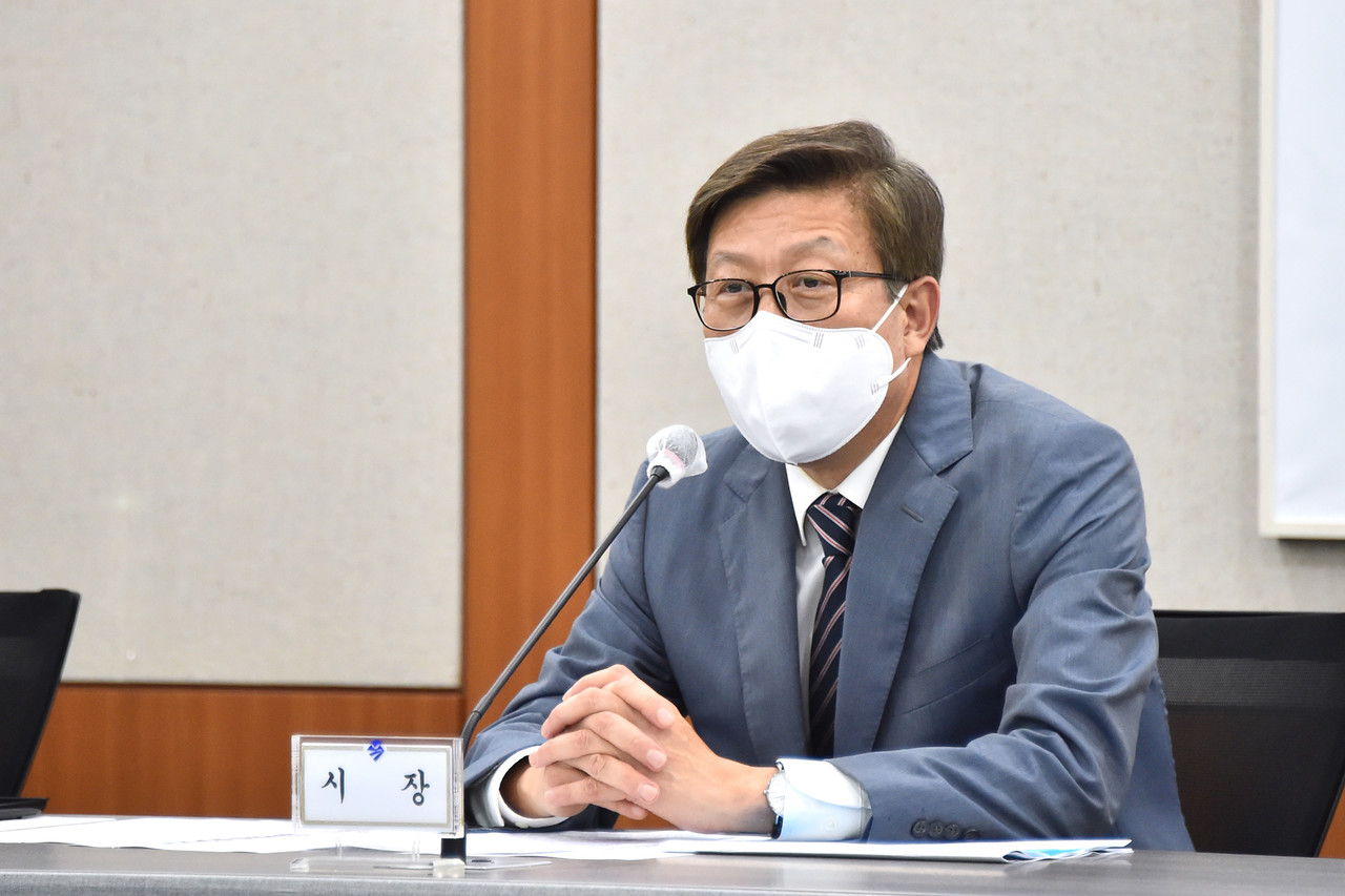 전문가 시민간담회에 참석한 박형준 부산시장 /사진제공=부산시