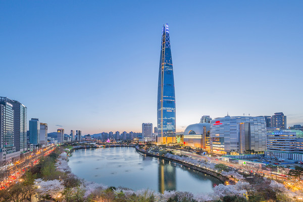 4개 기관은 서울의 대표 상징건물 중 하나인 ‘롯데월드타워(555m)’에서 대도시 온실가스 농도를 관측하고, 자료를 공유해 특성 분석 연구를 진행한다.