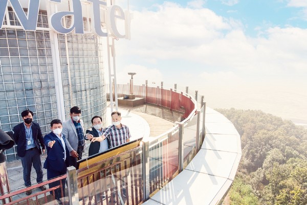 화성시의회 원유민 의장 송산그린시티’ 현장방문  /사진제공=화성시의회 