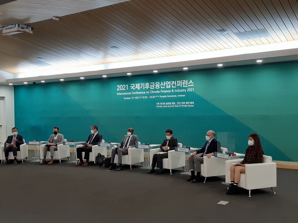 라운드테이블에 참석한 주요 패널들 /사진=최용구 기자