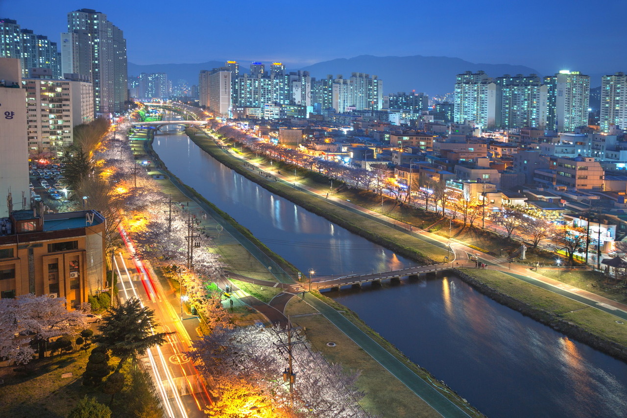 온천천 야경 /사진출처=비짓부산