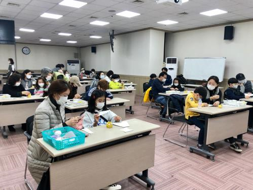 부산복천박물관 춘계 가야유물 교실 프로그램 운영 /사진제공=부산시