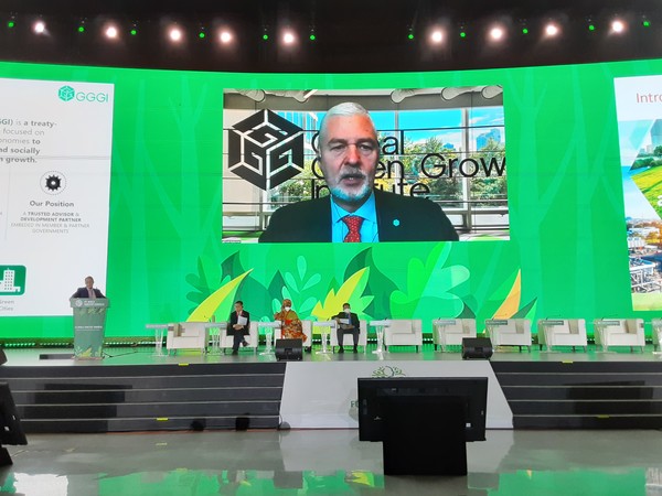 3일 진행된 제15차 세계산림총회에선 '산림 재원'에 관한 장관급 포럼이 열렸다. Frank Rijsberman GGGI 국장이 발언하고 있다. /사진=최용구 기자