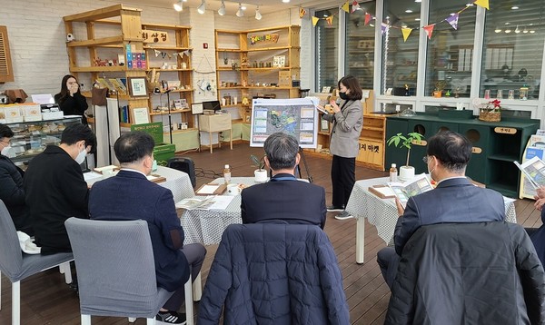 탄소중립 그린도시 사업 브리핑 진행 /사진제공=수원시