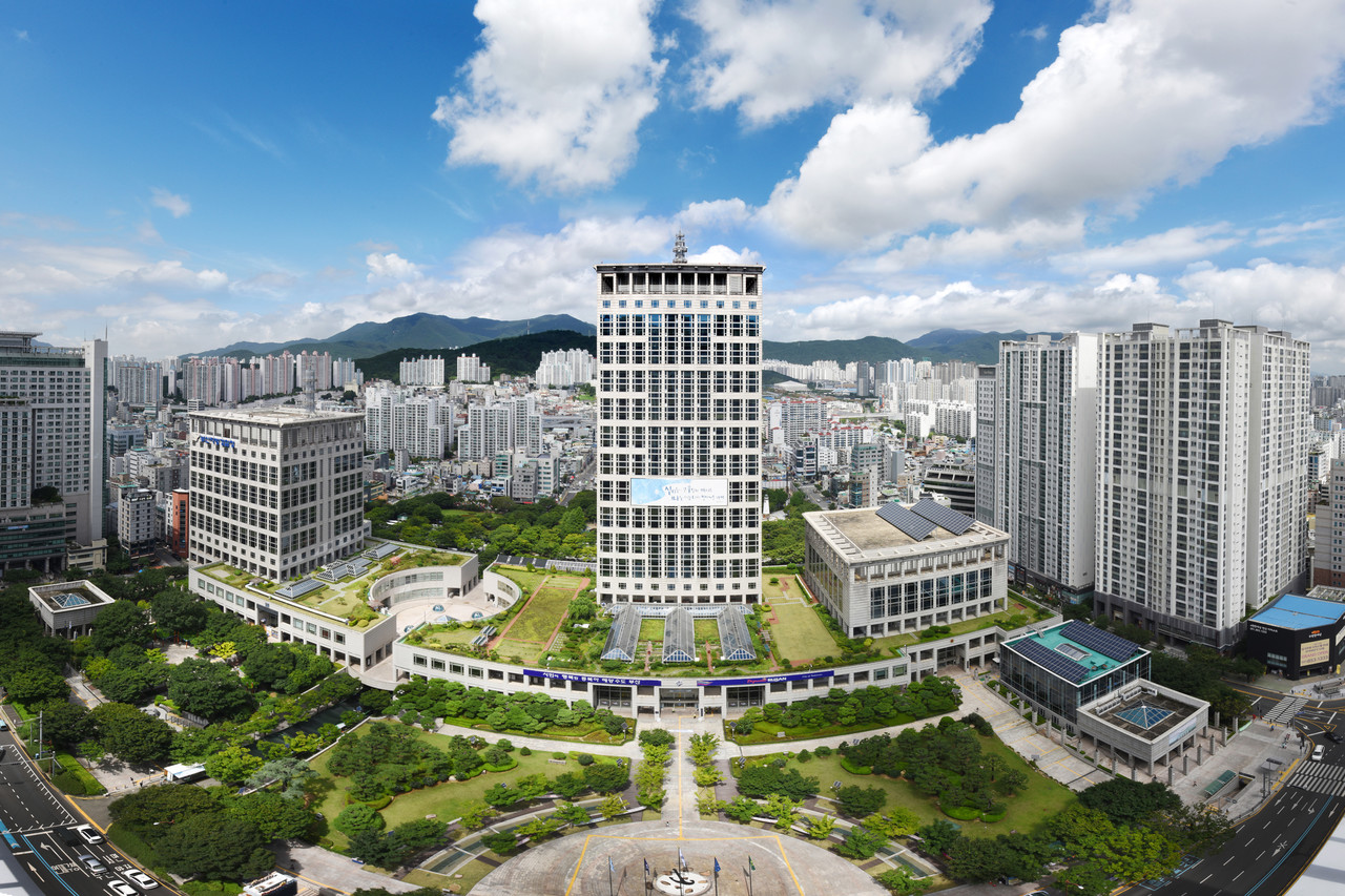 부산시청 전경 /사진제공=부산시