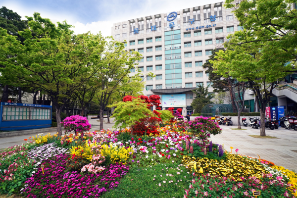 동대문구가 소상공인과 무급휴직자를 위해 ‘고용장려금’ 및 ‘고용유지지원금’을 지원한다. /사진제공=동대문구