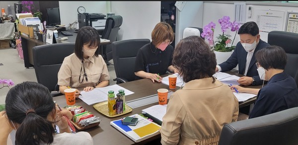 치매예방 시범사업 주요 주제 협의 /사진제공=경기도의회