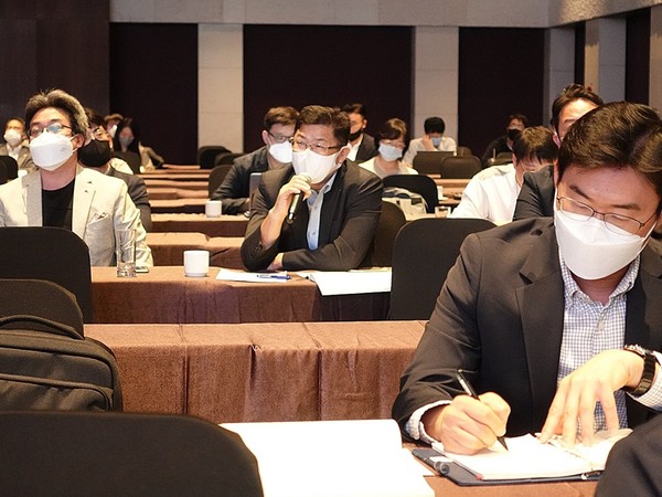 당초 예정됐던 2시간을 훌쩍 넘을 정도로 원자력, 시민 사회, 핵폐기물, 환경 단체 등 관련 이해관계자들의 질의는 계속 이어졌다. /사진=김인성 기자