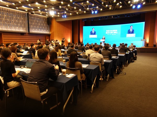 해당 세미나에는 업계, 학계, 전문가, 시민 등 다양한 이해관계자 100여명이 참석해 자리를 빛냈다. /사진=김인성 기자