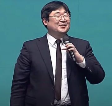 특별 강연을 하는 곽재식 교수