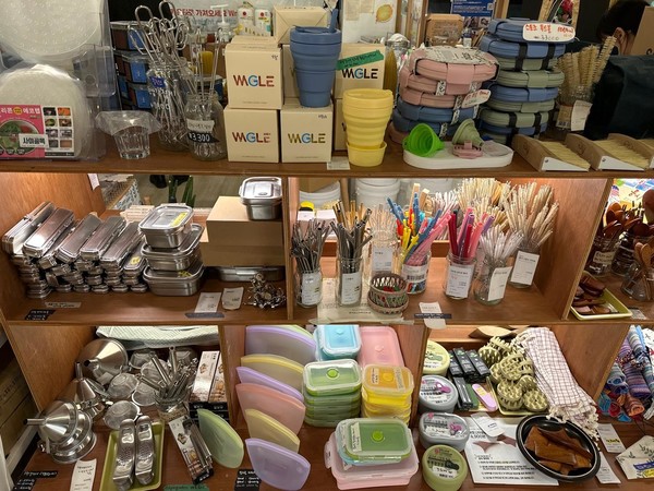 친환경 제품을 파는 망원동 알맹상점 /사진=박준영 기자