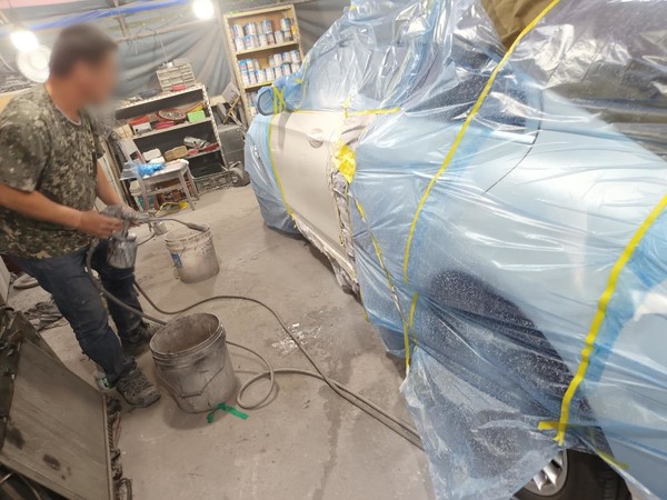 자동차 불법도장 장면 /사진제공=서울시