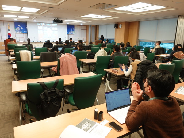 공정한 전력시장과 법제도 토론회에서 민병덕 의원은 영상 축사를 통해 "신재생 사업자들이 공정하게 경쟁할 수 있는 제도적 방안이 마련돼야 한다"고 전했다. /사진=김인성 기자