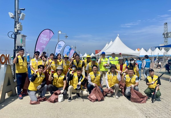 ‘경기바다 함께해’ 연안 정화활동 /사진제공=GH