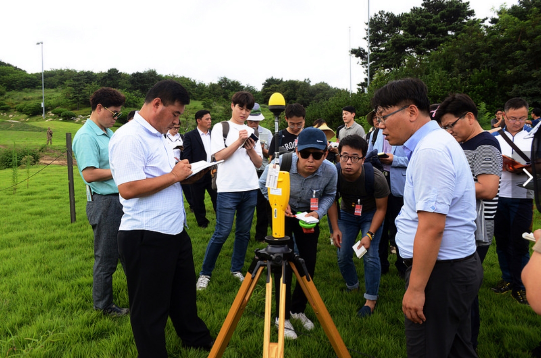 환경부, 국방부가 참여한 사드 기지 전자파 측정 /사진제공=주한미군