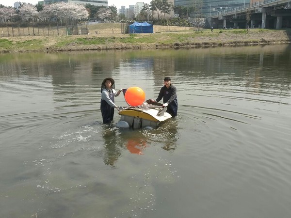 IoT 기술을 활용한 이동형수질감시 시스템 /사진제공=서울시보건환경연구원