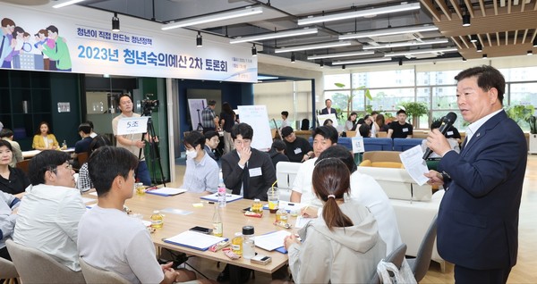 2023년 청년숙의예산 2차 토론회에 참석한 박승원 시장 /사진제공=광명시 