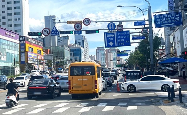 신호과속 단속카메라가 설치된 모습 /사진제공=용인시
