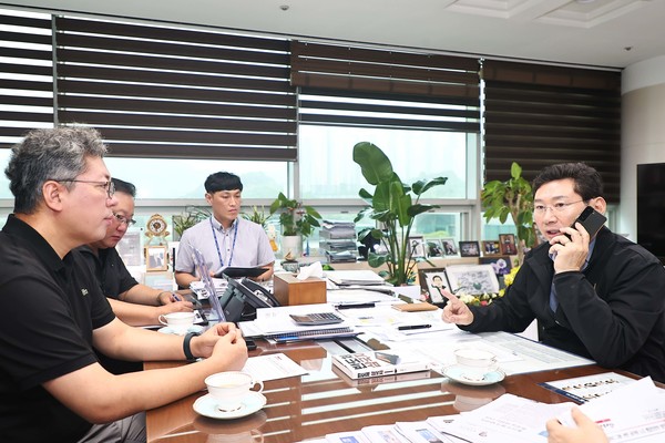 이상일 용인특례시장 공무원노조와 비상근무관련 논의 /사진제공=용인시