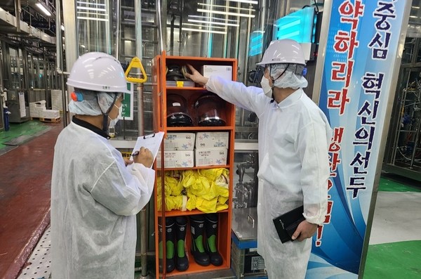 화학물질 규제를 개선해 기업의 화학물질 등록비용을 절감하는 등 2030년까지 3000억원 이상 경제적 효과를 창출한다. /사진제공=경기도