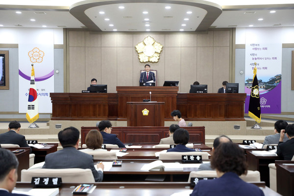 12일 제377회 임시회 페회 /사진제공=수원시의회