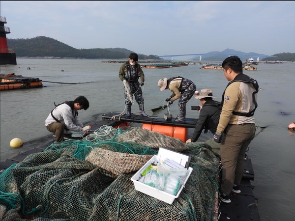 양식장 퇴적환경 조사 /사진제공=국립공원공단