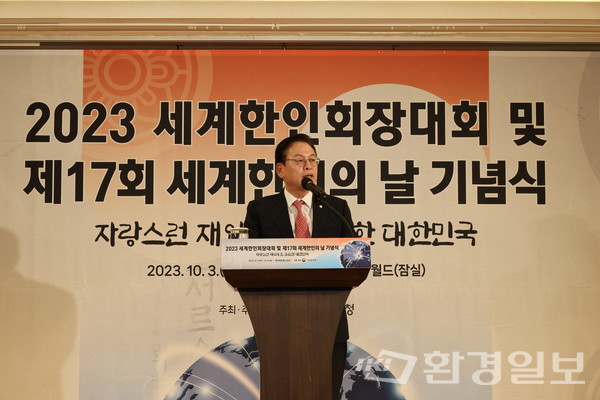 정우택 국회부의장은 오찬에서 동포사회가 대한민국의 구성원으로서 더 많은 역할을 해주길 부탁했다. /사진=박준영 기자