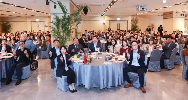 라마다호텔에서 열린 2023년 사회복지종사자 민관합동 워크숍 참가자 /사진제공=용인시