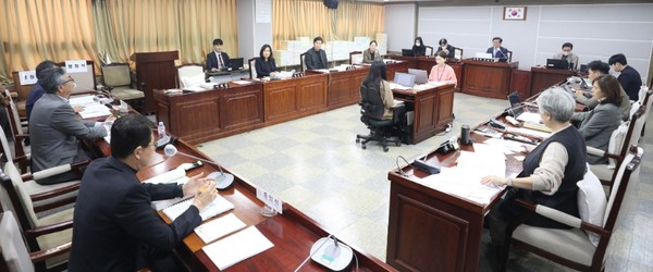 복지안전위, 안전교통국 행정사무감사 /사진제공=수원시의회