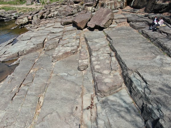  지난 8월 10개 지질명소 후보지중 한곳인 천전리 공룡발자국화석산지 /사진제공=울산시