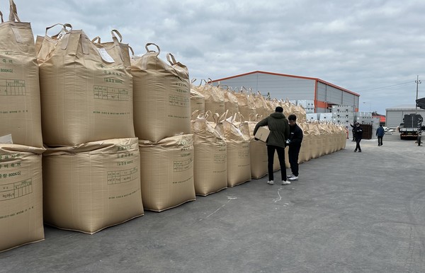 애프터(APTERR) 협정에 따라 식량부족 국가 원조를 위한 쌀 1만톤(정곡기준)을 매입해 사전비축을 완료했다. /사진제공=한국농수산식품유통공사