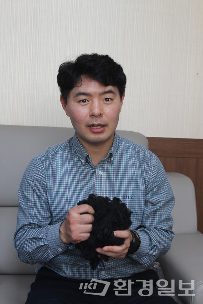 정수환 대마 실장은 “최소한 상품 제조에 필요한 원재료 양만큼이라도 수입이 되도록 환경부 조율이 필요하지만 폐비닐이나 다른 플라스틱류와 같이 일괄로 묶여 수입이 금지된 상황”이라고 말했다. /사진=박선영 기자