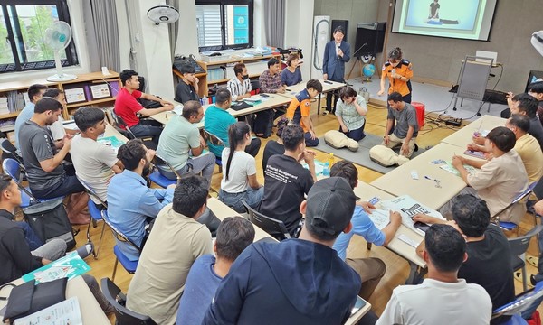 심폐소생술 교육 /사진제공=경기도