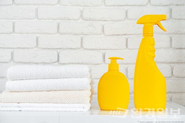 홈메이드 천연 표백제는 모든 색상에 안전하게 사용할 수 있다는 장점이 있다.