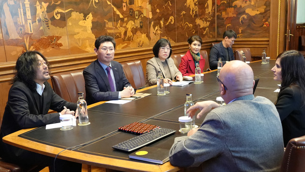 스페인 바르셀로나 시립정보기술연구소(IMI) 방문해 스마트시티 정책 설명 청취 /사진제공=용인시