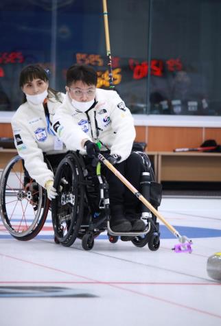 패럴림픽 종목인 휠체어컬링은 2006년 토리노 동계패럴림픽대회에서 처음 채택돼 8팀이 참가했다. /사진=고용노동부