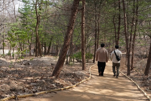 ‘숲속 쉼터’는 교감·운동‧교육·휴식공간으로 이뤄져 서울둘레길과 함께 이용하기 좋다. /사진제공=서울시