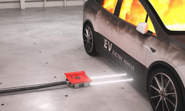 DL이앤씨가 중소기업과 세계 최초로 개발한 '건물용 전기차 화재진압 시스템' /자료제공=DL이앤씨