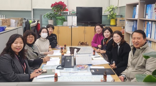 발달장애인 부모들과 수원시 공직자들 ‘새빛이음’ 의견 교환 /사진제공=수원시