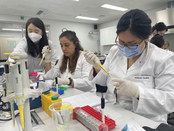 유전정보 분석 및 관리 기술 연수 /사진제공=환경부