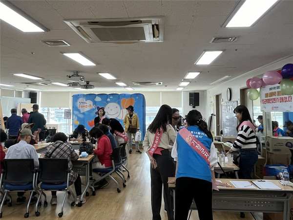 기장군보건소는 장안읍 오리와 일광읍 이천리에서 '치매안심마을 뇌청춘' 행사를 성황리에 끝냈다. /사진제공=기장군