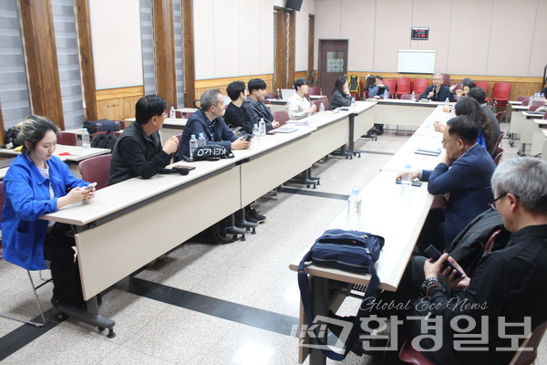 ‘산은 바다를 그리고, 바다는 산을 색 입힌다’를 주제로 열린 세미나에서는 기상·해양·산림 분야 협업 사업 발굴을 위한 다양한 의견이 제시됐다. /사진=박선영 기자