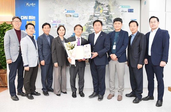 시흥도시공사 지방공기업 발전 유공 표창 수여식 /사진제공=시흥도시공사