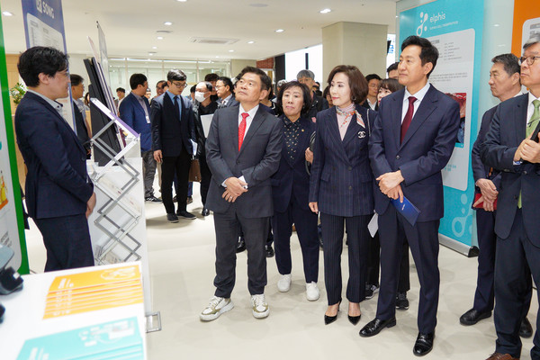 서울바이오허브 글로벌센터 개관식에 참석인 이필형 동대문구청장 /사진제공=동대문구