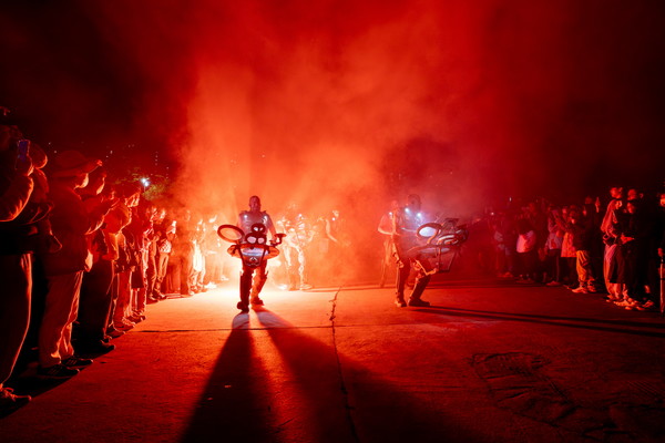 안산국제거리극축제 폐막공연 장면 /사진제공=안산시